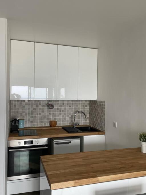 Appartement Appt T2 Vue Imprenable Sur *
